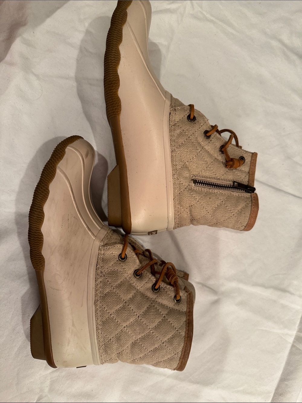 Sperry Women's Tan Lace-Up Waterproof Duck Booties